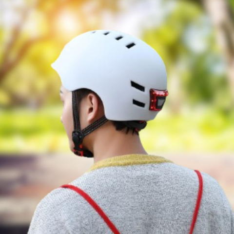 Mestský cyklistický prilba – S predným a zadným LED osvetlením