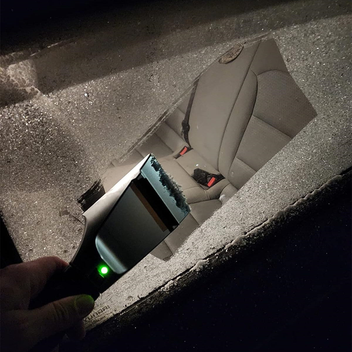 Elektrische Ruitenkrabber 12V — Helder Voorruit In Enkele Minuten