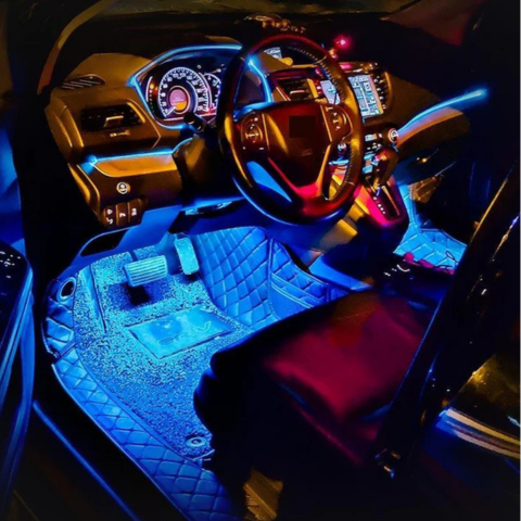 Bande LED interioare cu sincronizare sonoră 