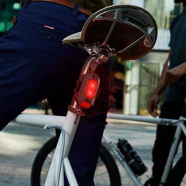 أضواء LED مضادة للتصادم للدراجات النارية - الأمان والأناقة 