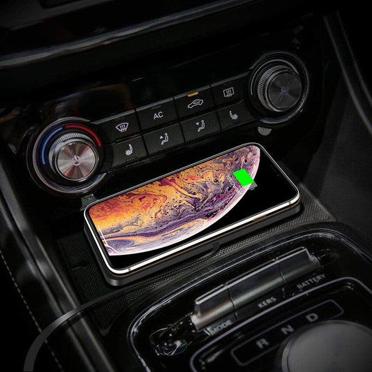 Fast Wireless Charger for Car – Power and Daily Convenience 